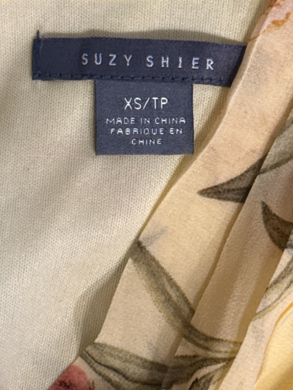 Suzy Shier Cream Floral High-Low Wrap Dress - Picture 5 of 7